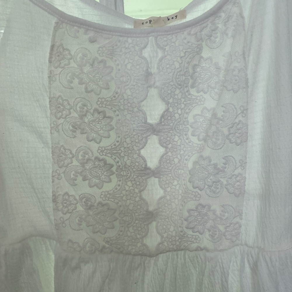 Copper Key White Tank - Picture 2 of 4
